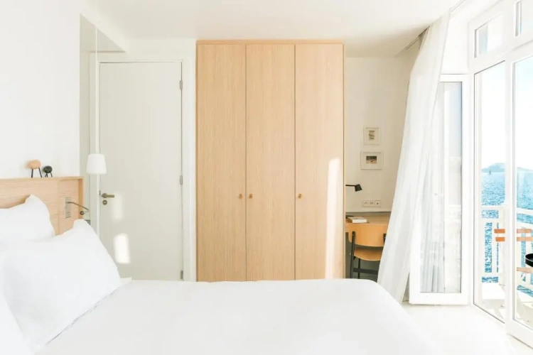 Deluxe Double room with balcony