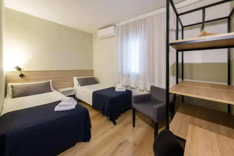 Standard Single room
