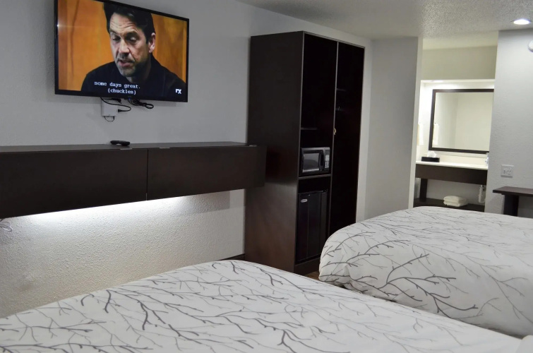 Athena Inn