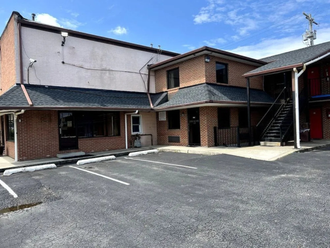 Budget Plaza Motel