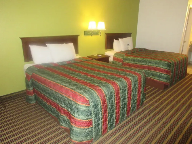 Motel 6-Saint Robert, MO
