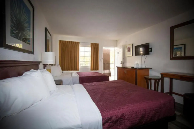 Days Inn