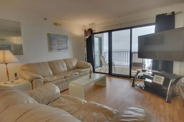 Plaza 712 - 2 Br Condo