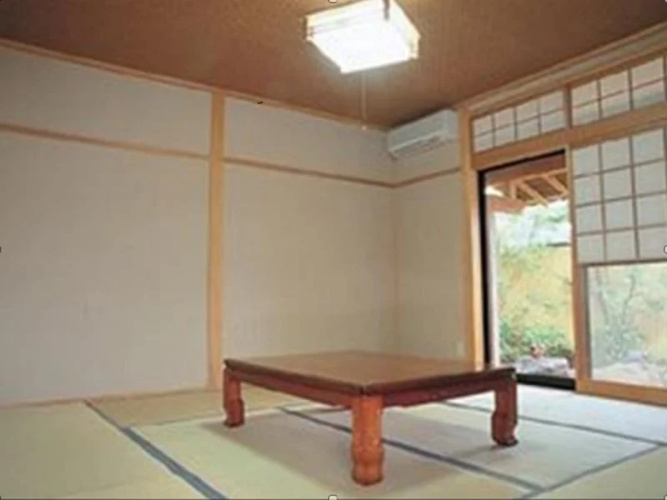 Yufuin Ryokan Yusuraume