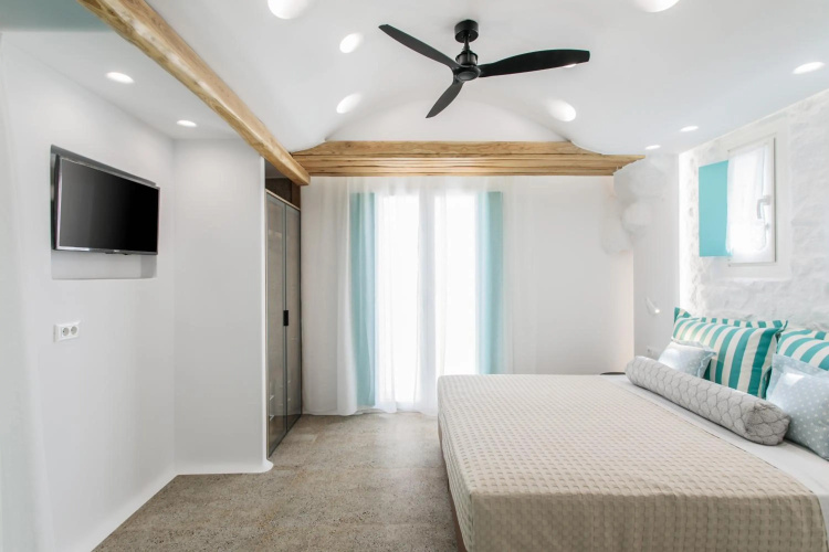 Majo Suites Hotel - ナクソス島