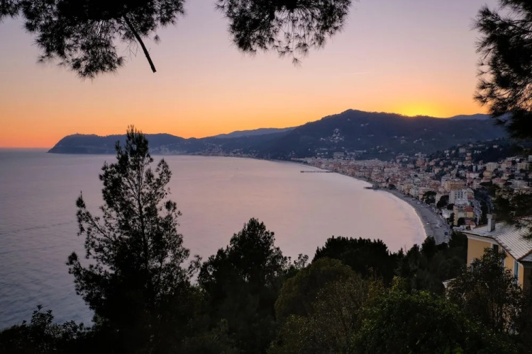 Seaside Binario Blu 500 M Dal Mare