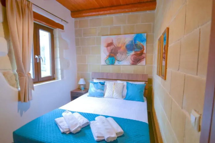 Heated Private Salt Pool, Spa, 4BD & 4BR