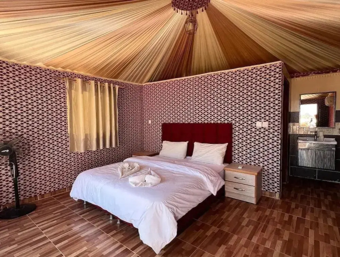 Sand star camp
