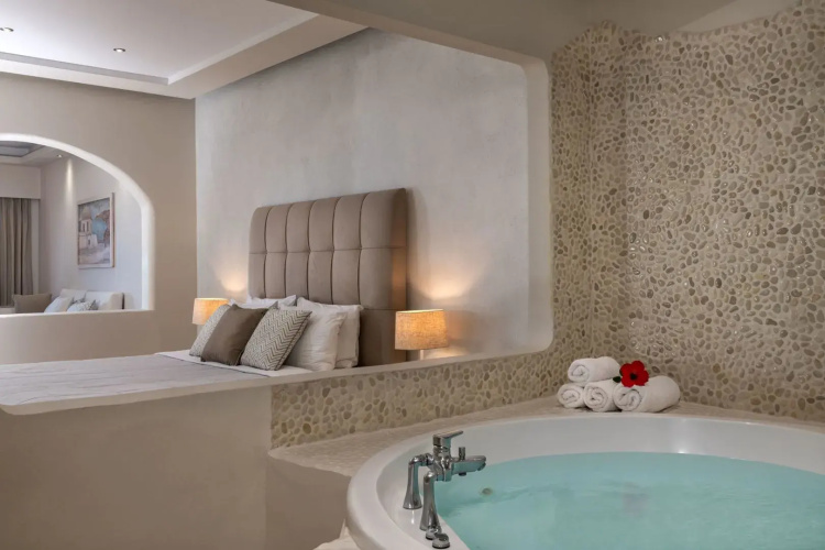 Splendour Hotel and Suites