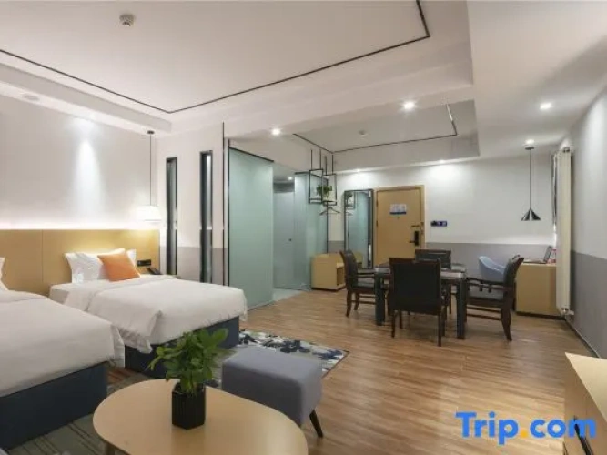 Premier Suite