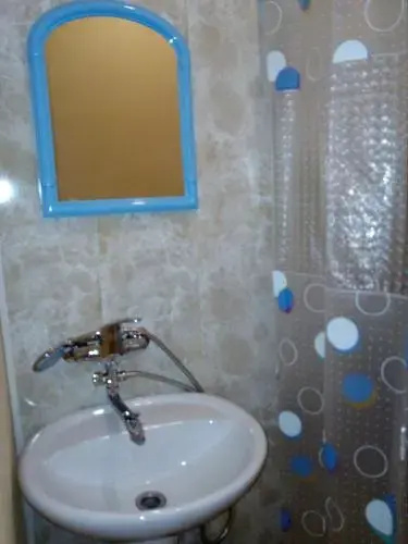 Nucubidze Home