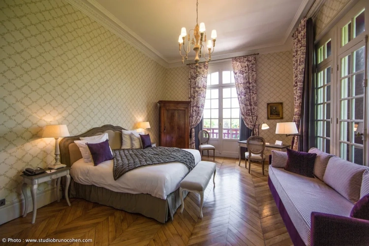 Double Suite
