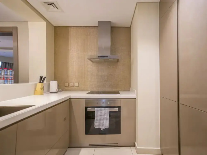 Tanin - Luxurious 2BR Apartment in DAMAC Paramount