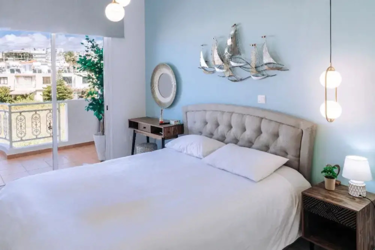 Phaedrus Living Harmony Seaview Flat