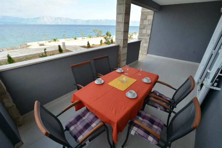Dubas Apartments