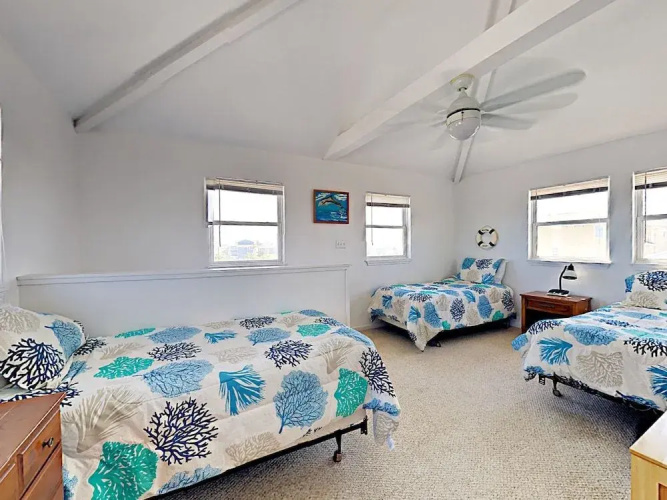 12 La Playa by RedAwning