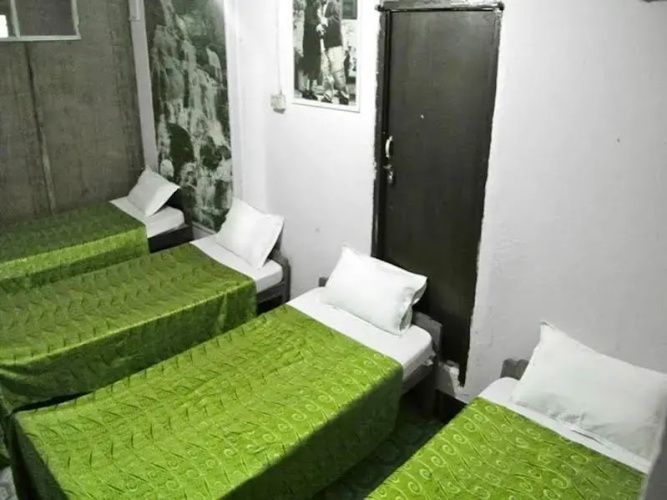 Shree Lal Inn