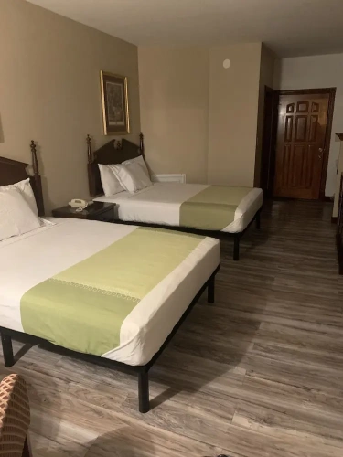 Classic Quadruple room