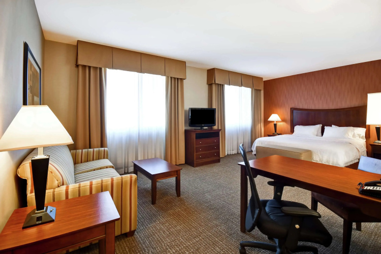 Hampton Inn & Suites Folsom