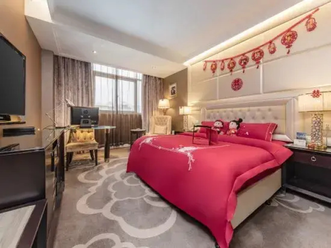 Landscape Holiday Hotel