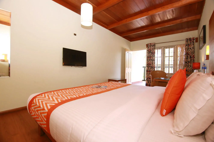 SN Tourist Home