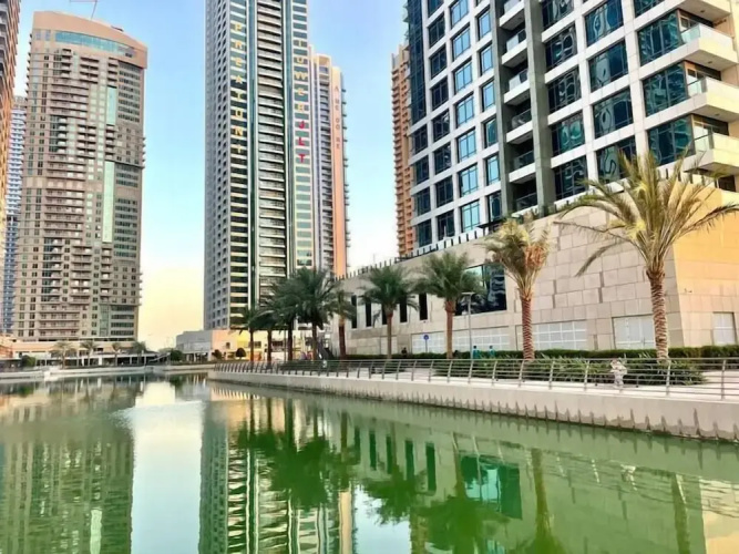Sophisticated Living 2BR Gem in dxb gate