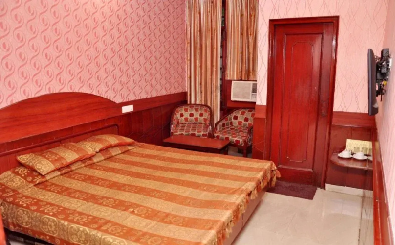 Godwin hotel