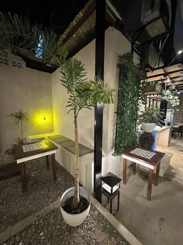 Soi Suites