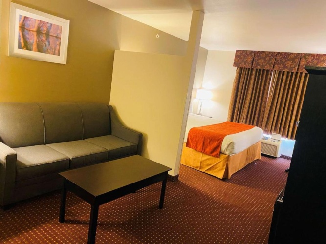 Deluxe Double Suite