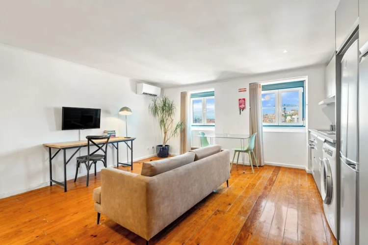 1 Bedroom Apartment