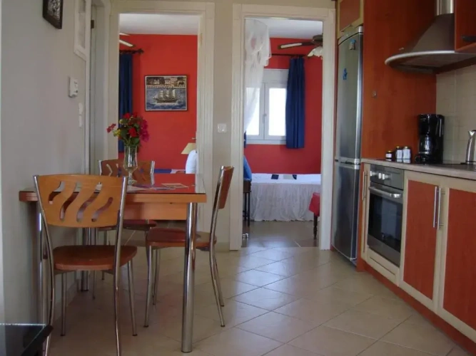 2 Bedrooms Apartment with sea view