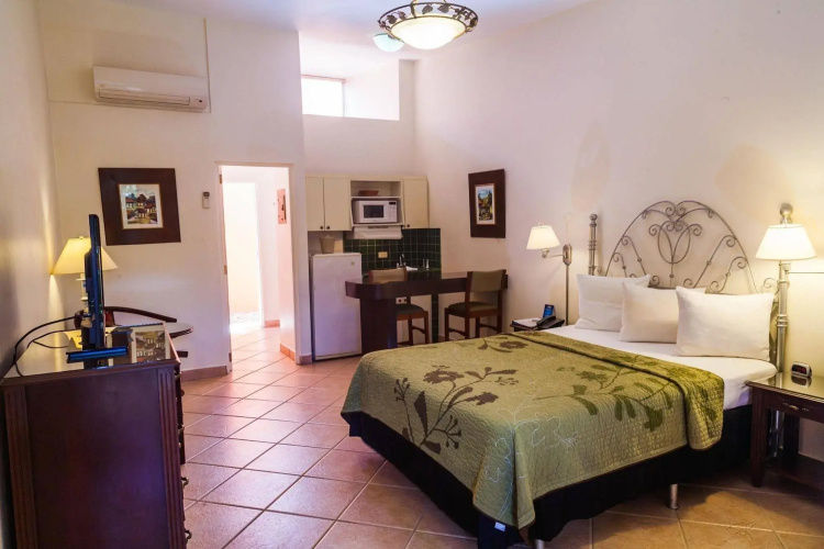 Hotel El Almendro