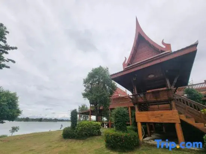 Metathsana Resort