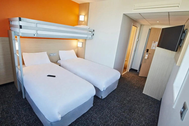 Kyriad ECO - Clermont Ferrand Estaing