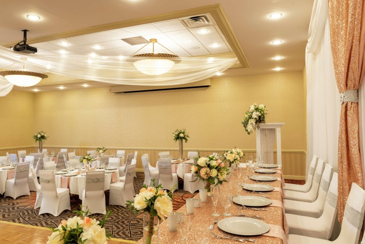 DoubleTree by Hilton Hotel Grand Rapids Airport photo 34