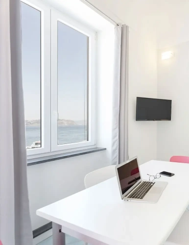1 Bedroom Apartment with sea view