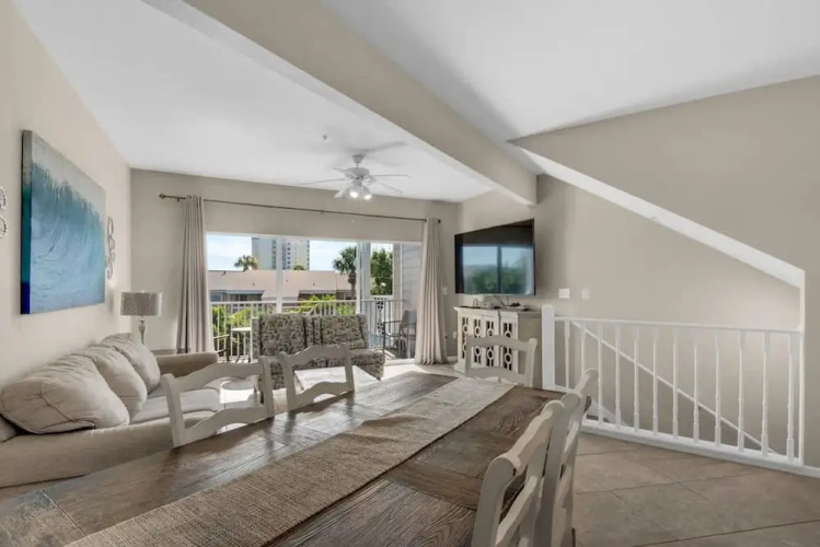 Bright 3BR Townhome Gulf Views Steps to Beach