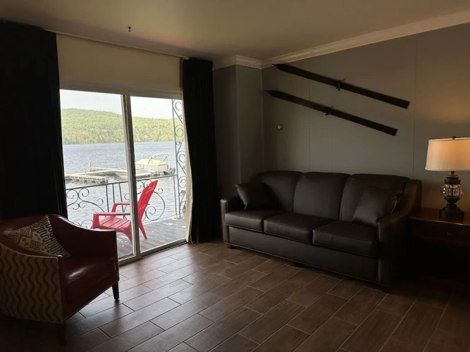 Premier Double Suite with lake view