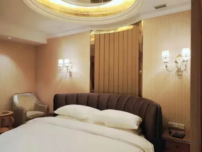 Lakeside Hotel (Sihui Dawang Park)