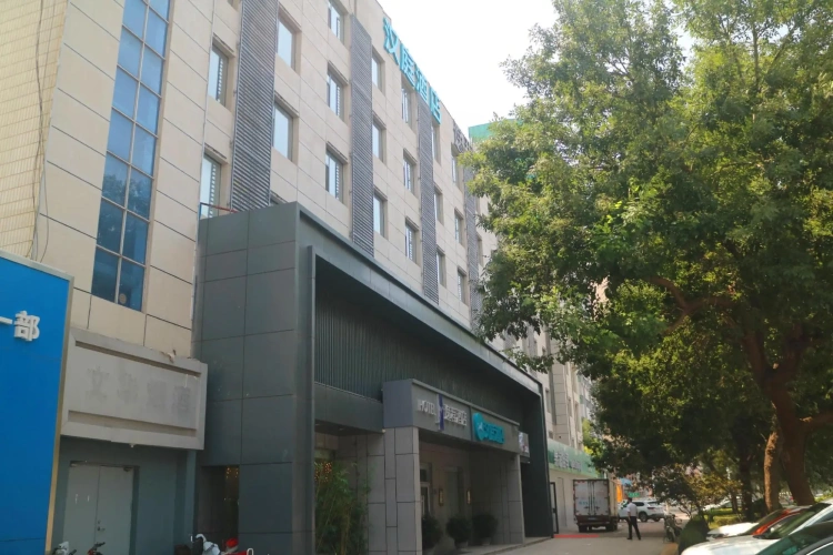 HanTing Hotel (Shijiazhuang Heping East Road)