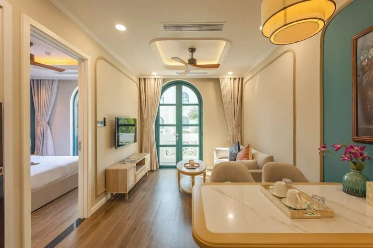 Luxury Studio