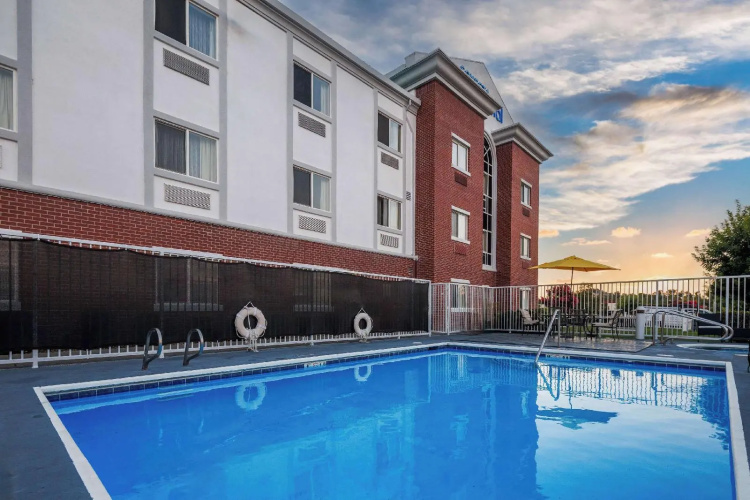 Hampton Inn And Suites Vacaville Napa Valley photo 13
