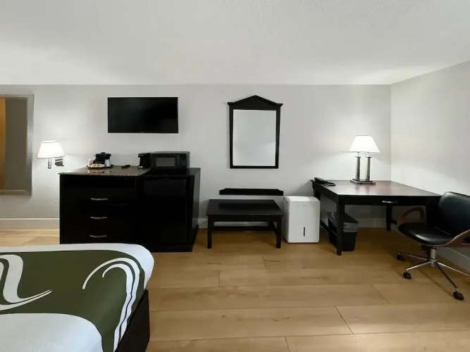 1734 West Hotel