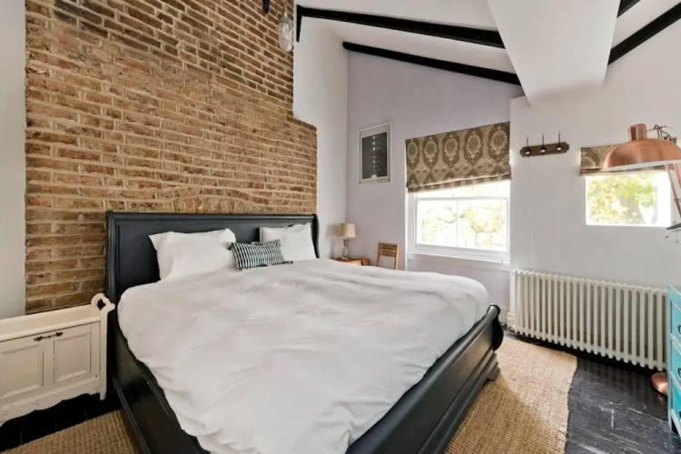 1 Bed Bohemian Loft Style Apt