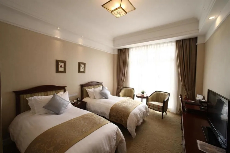 Jinan Blue Sky Hotel