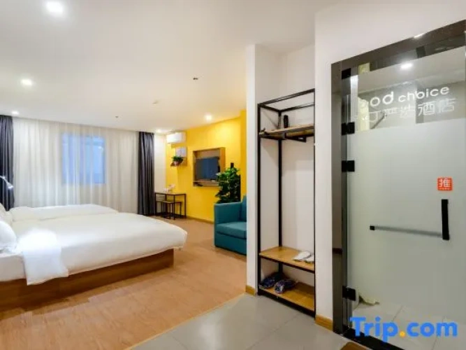 Premier Twin room
