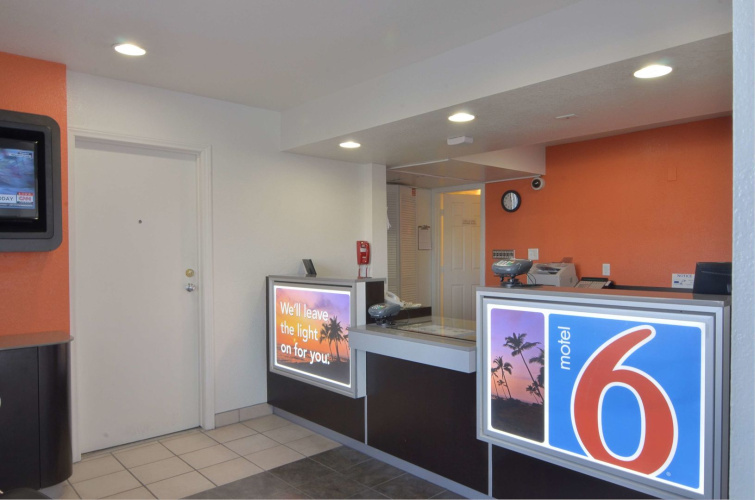 Motel 6 Indio, CA - Palm Springs