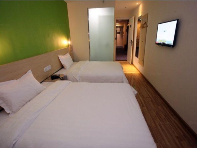 Standard Double room with city view