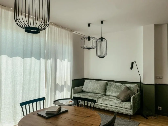 1 Bedroom Apartment