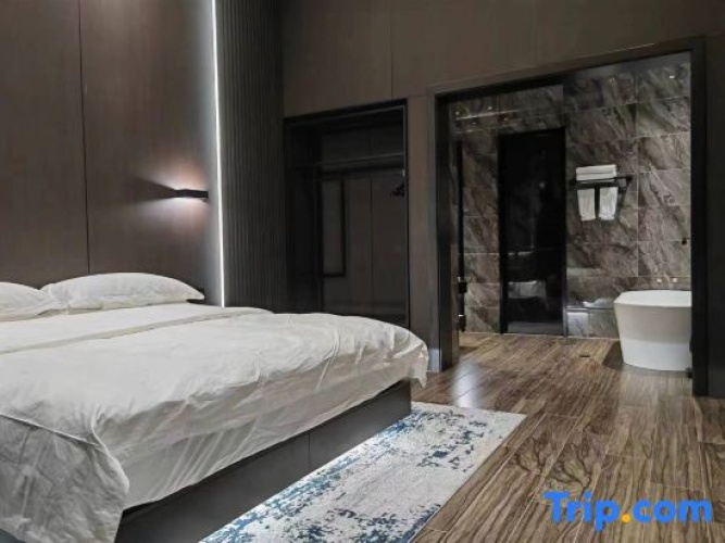 Premier Double Suite